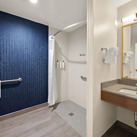 Hotel Fairfield By Marriott Chesapeake Exterior foto
