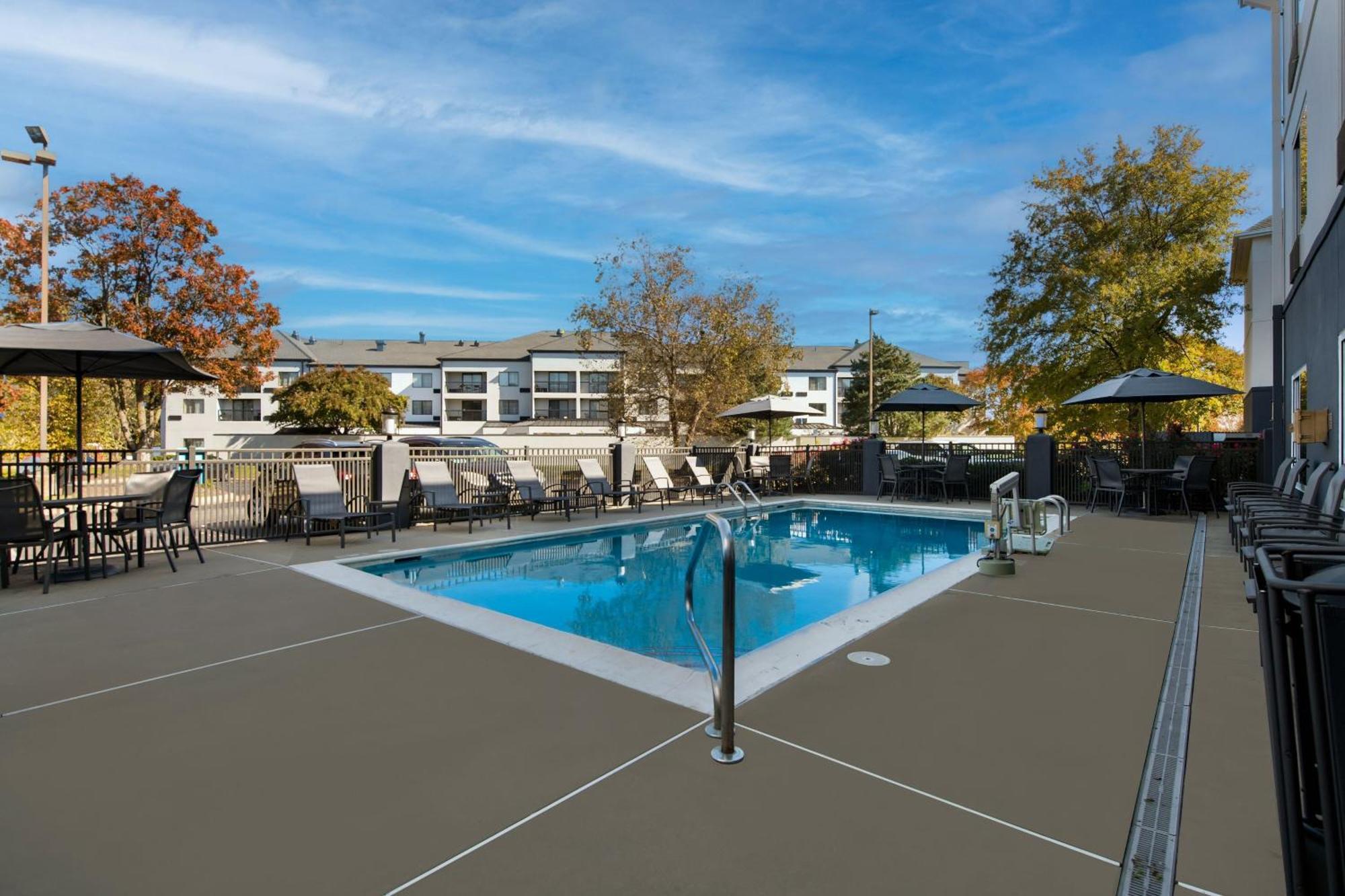 Hotel Fairfield By Marriott